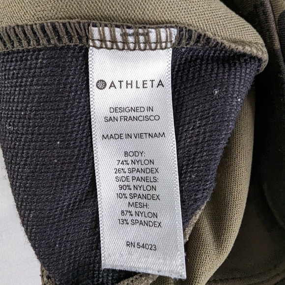 Athleta Essex Camo Hybrid Tights Leggings UPF 50 - Picture 7 of 12